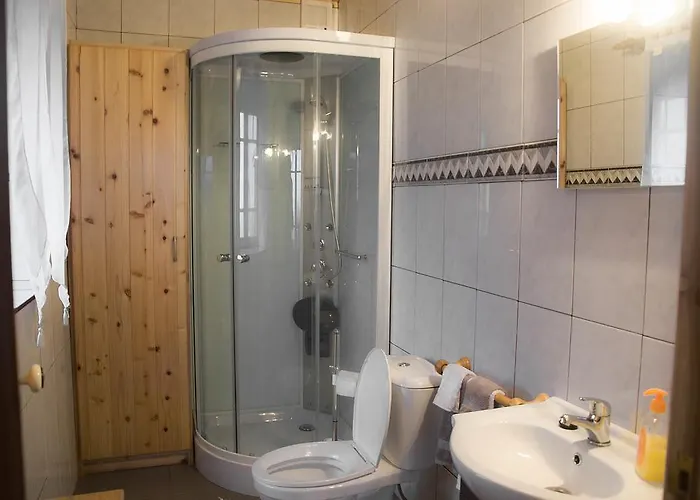 Stone Dreams - Adega Apartment Calheta de Nesquim